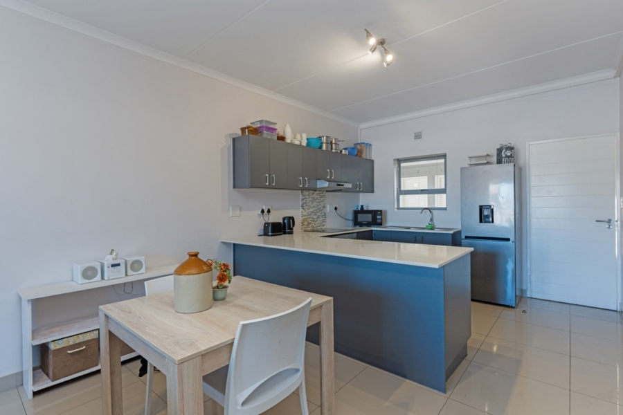 1 Bedroom Property for Sale in Edgemead Western Cape